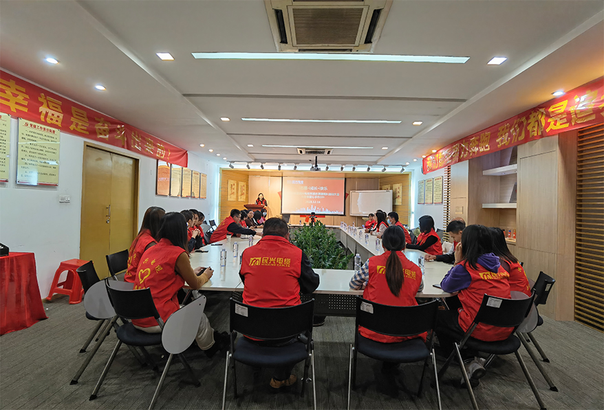 yl23455����2020�����Ը����ѵ���&��������DIY�����˶�Բ���չ�